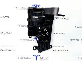 Блок управления BCM (бортовой сети) (Body Control Module) Боди Tesla Model 3 1 поколение 2019, 1567455-00, 1078673-90, 1078673-99, 1078673-32, 1497850-00, 1567359-00, 1567455-02