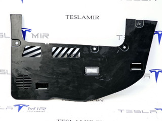 пластик Tesla Model 3 1 поколение 2019, 1100553-00, 1130978-00