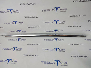 Молдинг двери (хром) задний правый Tesla Model 3 1 поколение 2019, 1080748-00