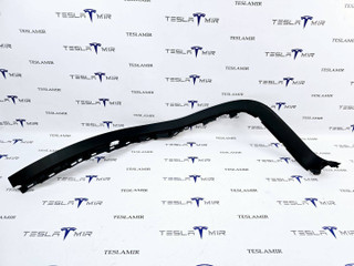 Накладка стойки С внутренняя правая нижняя Tesla Model X 1 поколение 2018, 1105129-00