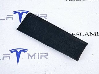 пластик Tesla Model 3 1 поколение 2022, 1086306-00