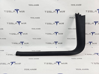 Накладка декоративная стойки А внутренняя левая нижняя Tesla Model Y 1 поколение 2021, 1494619-00