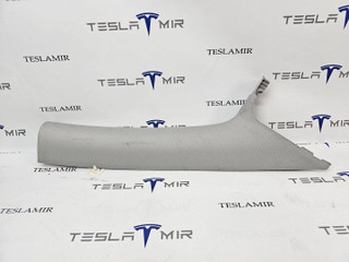 Накладка декоративная стойки А внутренняя правая верхняя Tesla Model Y 1 поколение 2021, 1494605-00