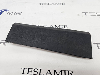 пластик Tesla Model 3 1 поколение 2022, 1086303-00