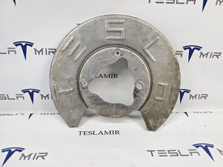 защитный кожух тормозного механизма Tesla Model 3 1 поколение 2022, 1044665-00