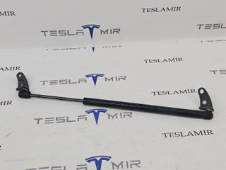 Амортизатор (упор) капота Tesla Model S 1 поколение [рестайлинг] 2018, 1062634-00