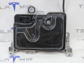 Блок управления BCM (бортовой сети) (Body Control Module) Боди Tesla Model Y 1 поколение 2022, 1118182-12, 1583991-00, 1569303-00, 1497319-00, 1569236-00, 1583991-03, 1616715-00