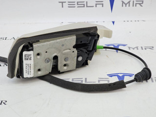 замок двери передней правой Tesla Model Y 1 поколение 2022, 1500673-00