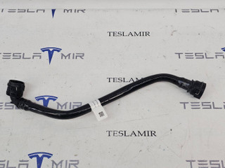 трубка охлаждающей жидкости Tesla Model Y 1 поколение 2022, 1634728-50