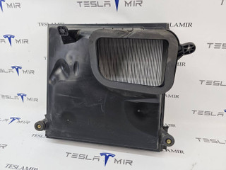 корпус воздушного фильтра Tesla Model S 1 поколение [2-й рестайлинг] 2022, 1750575-00, 1608307-00