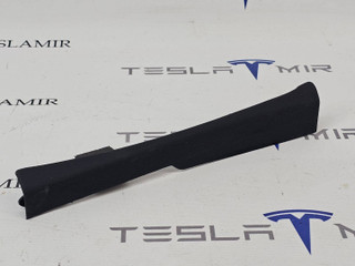 Накладка стойки А (дверного проема) - средняя часть правая Tesla Model S 1 поколение [2-й рестайлинг] 2022, 1566077-00
