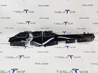 Декоративная накладка центральной консоли Tesla Model X 1 поколение 2018, 1096877-00, 1096878-00, 1042772-12, 1042773-12, 1042774-12, 1042774-00