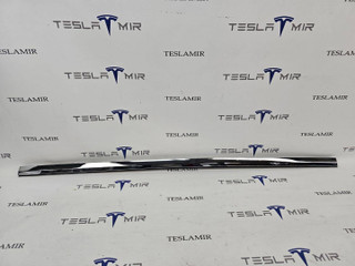 Молдинг двери (хром) передний левый Tesla Model X 1 поколение 2018, 1032165-88