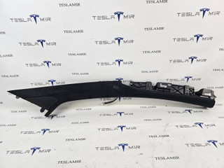 Накладка декоративная стойки А внутренняя правая верхняя Tesla Model X 1 поколение 2018, 1035945-06, 1050724-00, 1047000-00