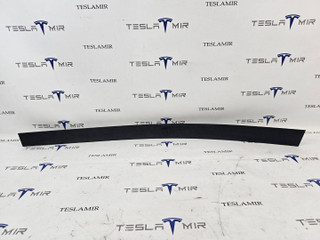 молдинг двери передней левой Tesla Model X 1 поколение 2018, 1035119-00