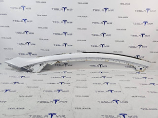 часть кузова (вырезанный элемент) Tesla Model X 1 поколение 2018, 1069435-S0