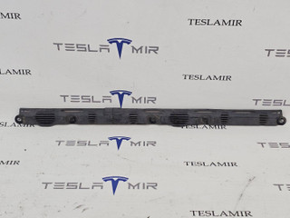 Накладка батареи высоковольтной боковая средняя Tesla Model X 1 поколение 2018, 1032385-00