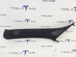 Накладка декоративная стойки А внутренняя левая верхняя Tesla Model S 1 поколение [2-й рестайлинг] 2022, 1565761-00