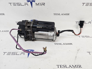 компрессор пневмоподвески Tesla Model X 1 поколение 2018, 1027911-00, 1061813-00, 1061815-00