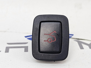 кнопка открытия багажника Tesla Model X 1 поколение 2018, 1010327-00