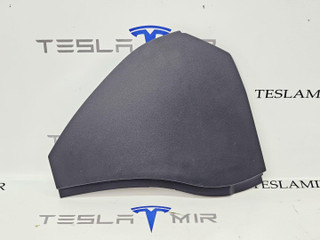 Накладка боковая торпеды правая Tesla Model X 1 поколение 2018, 1043542-00