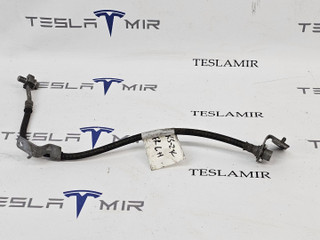 шланг тормозной Tesla Model 3 1 поколение 2023, 1044721-00