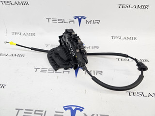 замок двери задней правой Tesla Model 3 2 поколение 2024, 1738947-00