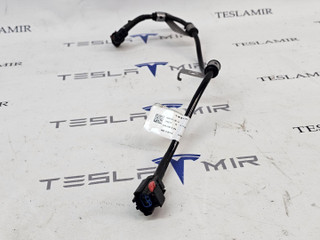 Электропроводка суппорта (ручника) правая Tesla Model 3 2 поколение 2024, 1044782-00