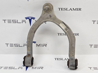 Рычаг верхний передний (подкова) левый Tesla Model Y 1 поколение 2024, 1288321-00