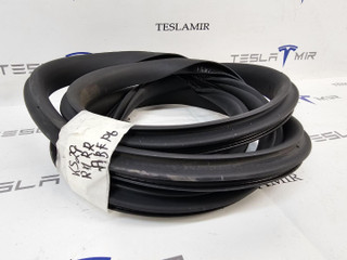 уплотнитель двери Tesla Model Y 1 поколение 2024, 1497675-00, 1497676-00