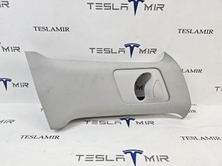 Накладка стойки B внутренняя Tesla Model Y 1 поколение 2024, 1666821-00