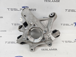 кулак задний правый Tesla Model Y 1 поколение 2024, 1188416-00