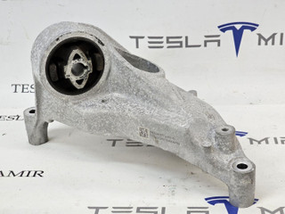 кронштейн двигателя Tesla Model Y 1 поколение 2024, 1093278-50, 1095337-00