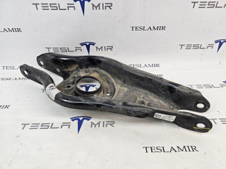 Рычаг задний под пружину (лодочка) нижний Tesla Model Y 1 поколение 2024, 1044451-00