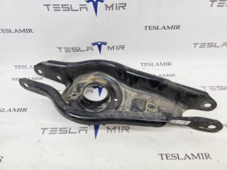 Рычаг задний под пружину (лодочка) нижний Tesla Model Y 1 поколение 2024, 1044451-00