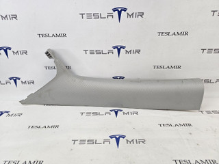 Накладка декоративная стойки А внутренняя левая верхняя Tesla Model Y 1 поколение 2024, 1494604-00