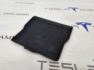 Коврик резиновый вещевого ящика Tesla Model 3 1 поколение 2020, 1093093-00