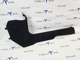 Накладка декоративная стойки А внутренняя правая нижняя Tesla Model 3 2 поколение 2024, 1733506-23