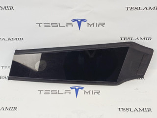 Накладка стойки B наружная + камера правая Tesla Model 3 2 поколение 2024, 1832356-00, 1783148-00, 1832358-00, 1734279-00, 1734282-00