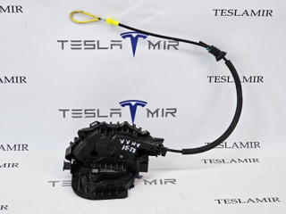 замок двери задней правой Tesla Model 3 2 поколение 2024, 1738947-00