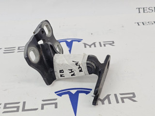 петля двери Tesla Model 3 2 поколение 2024, 1773629-01
