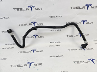 трубка охлаждающей жидкости Tesla Model 3 2 поколение 2024, 1659782-50
