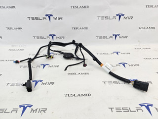 Электропроводка панели радиаторов (телевизора) Tesla Model Y 1 поколение 2025, 1933906-00
