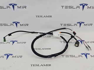 Электропроводка бампера переднего Tesla Model Y 1 поколение 2025, 1933899-00, 1995427-00