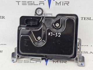Блок управления BCM (бортовой сети) (Body Control Module) Боди Tesla Model Y 1 поколение 2025, 1866750-32, 2141419-00, 1999613-00