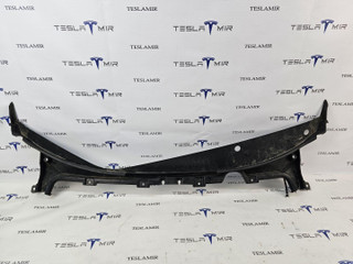 Дождевик (жабо) - панель щёток стеклоочистителя пластиковая Tesla Model Y 1 поколение 2025, 1930440-00, 1930441-00