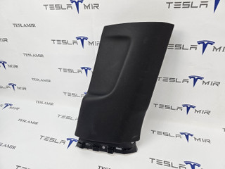Накладка стойки B внутренняя Tesla Model 3 2 поколение 2025, 1733773-11