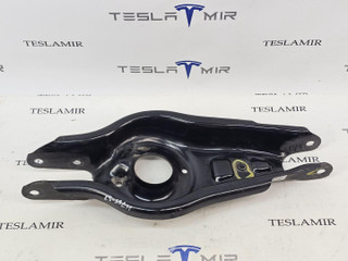 Рычаг задний под пружину (лодочка) нижний Tesla Model 3 2 поколение 2025, 1044451-00