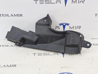 планка под капот Tesla Model 3 2 поколение 2025, 1694503-01