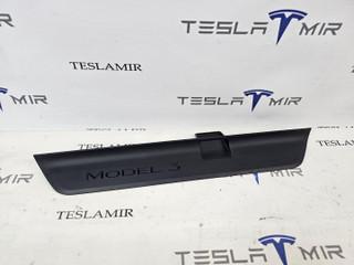 накладка на порог Tesla Model 3 2 поколение 2025, 1917241-00